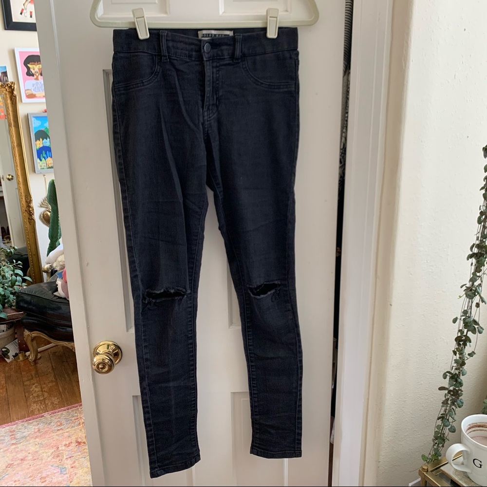 ASOS Noisy May Devil Skinny Jeans w Ripped Knees